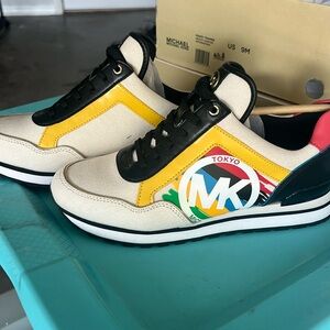 Michael Kors sneakers Maddy trainer, heavy canvas size 9 multicolored